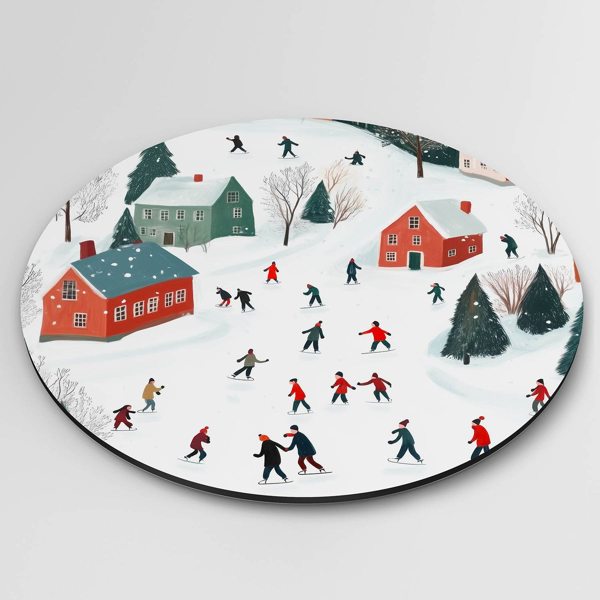 Schaatsers in winterlandschap Muurcirkel – detailweergave – Op de muurcirkel zijn schaatsers te zien in een besneeuwd dorp