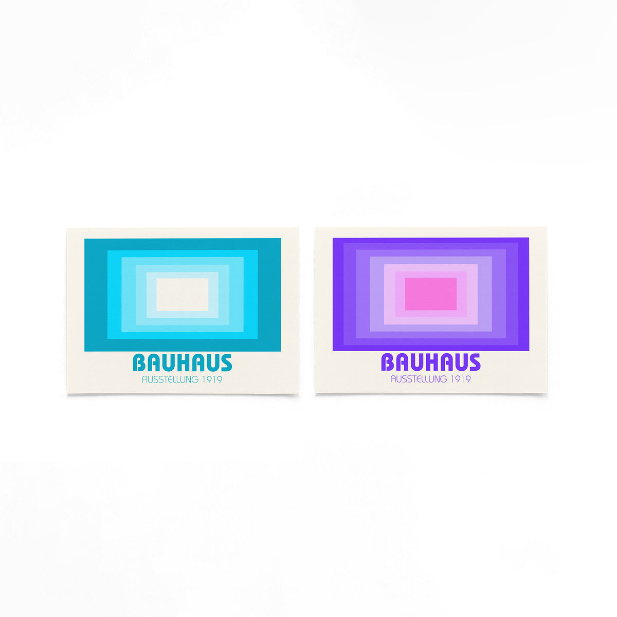 Twee landscape posters met turquoise en paarse kaderlagen als vrijstaande productfoto