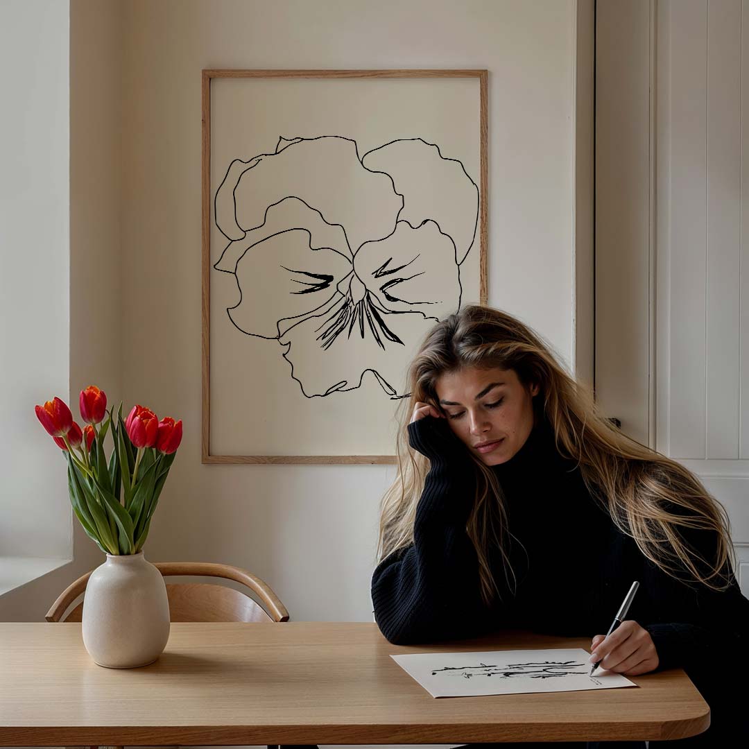 Elegante Bloemblaadjes Lijntekening Poster-WallArtistic