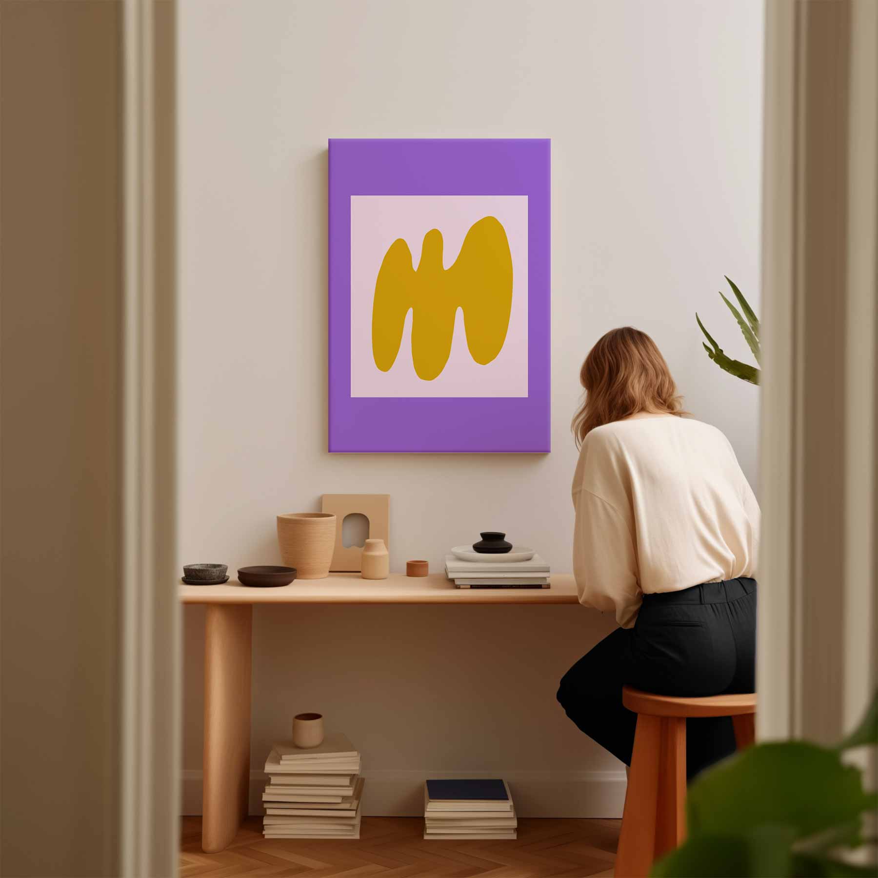 Abstracte Gele Golf op Paarse Achtergrond Kunstwerk-canvas-dibond-plexiglas-wanddecoratie-WallArtistic
