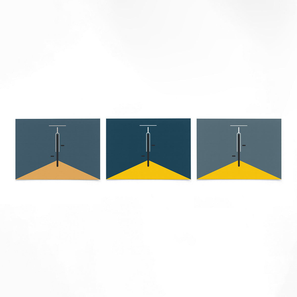 Drie landscape posters met geometrische deuropening als vrijstaande productfoto