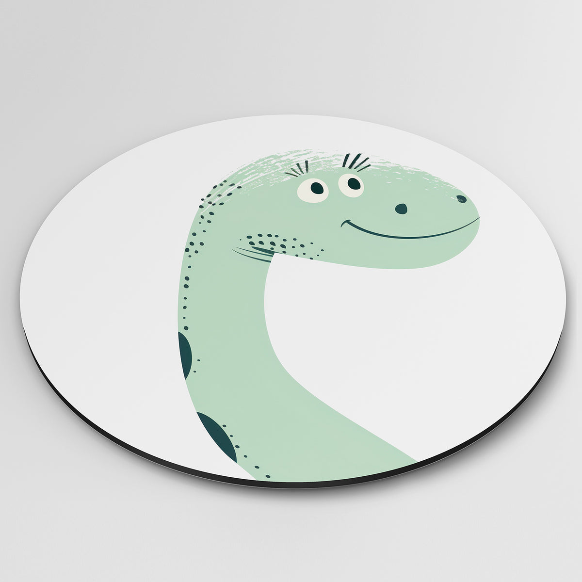 Dinosaurus illustratie Muurcirkel – detailweergave – Een groene dinosaurus met een glimlach en zwarte stippen op een witte