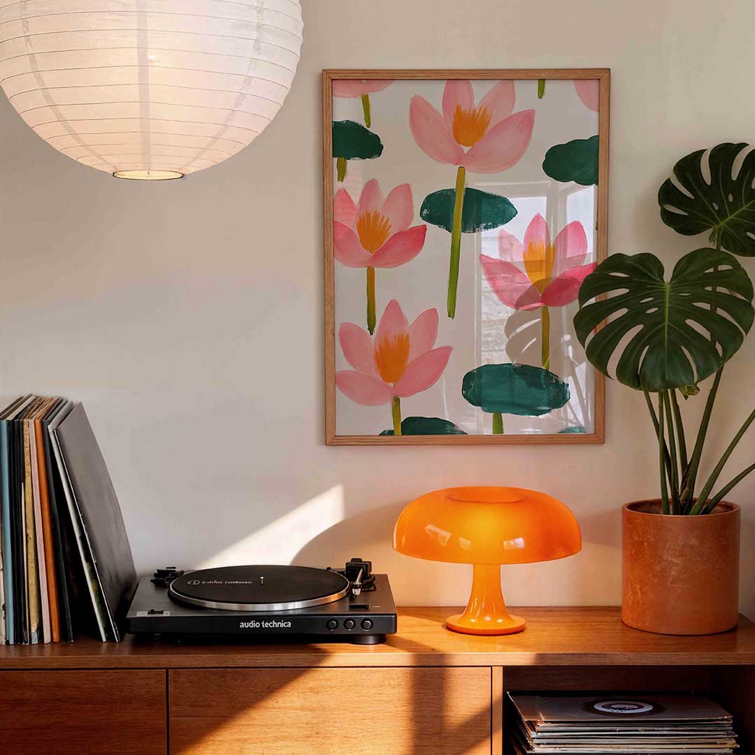 Roze bloemen en groene bladeren Poster
