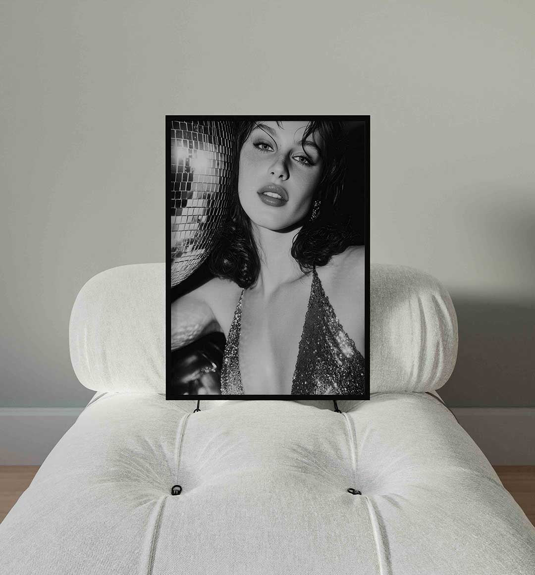 Portret met discobal Poster