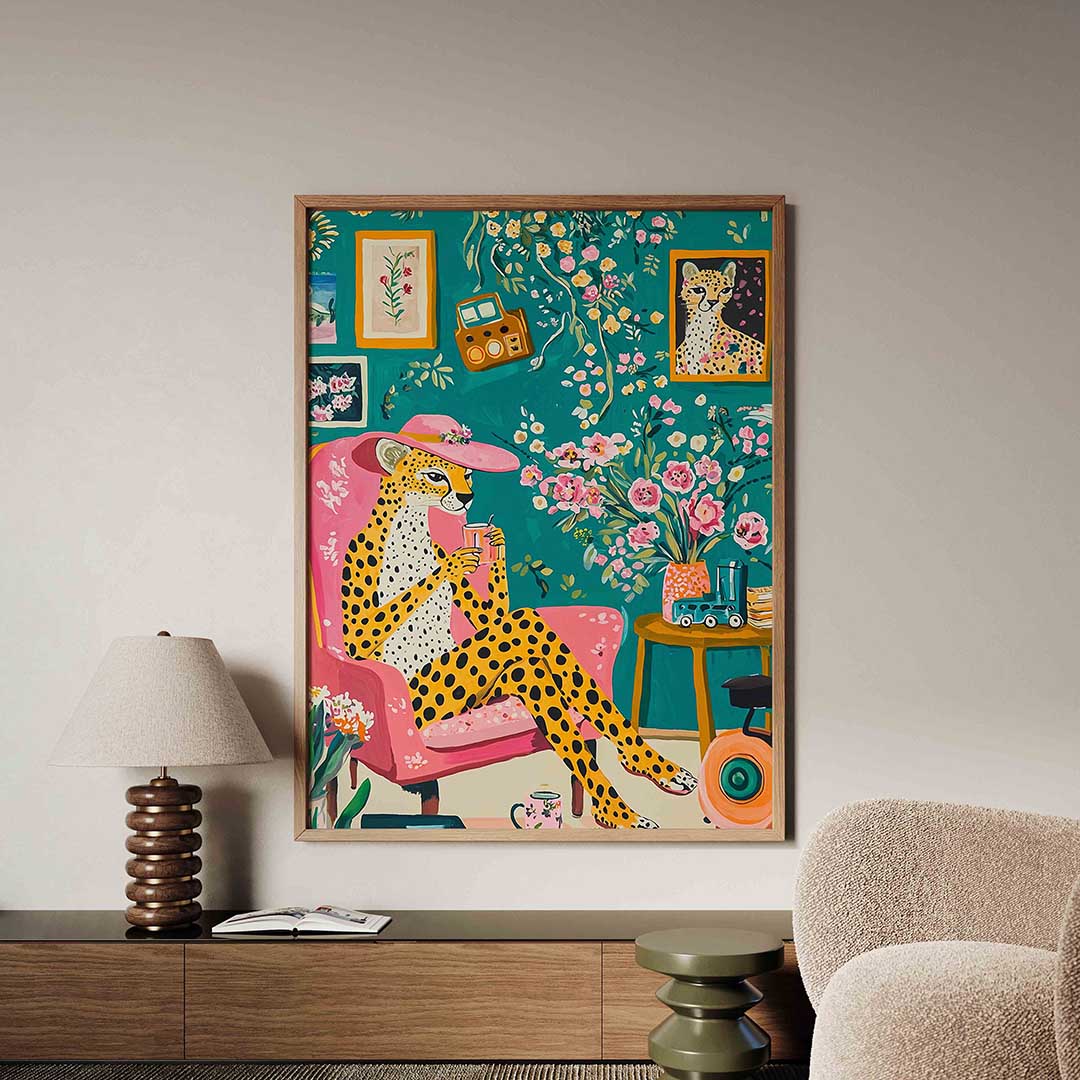 Luipaard met roze hoed Poster
