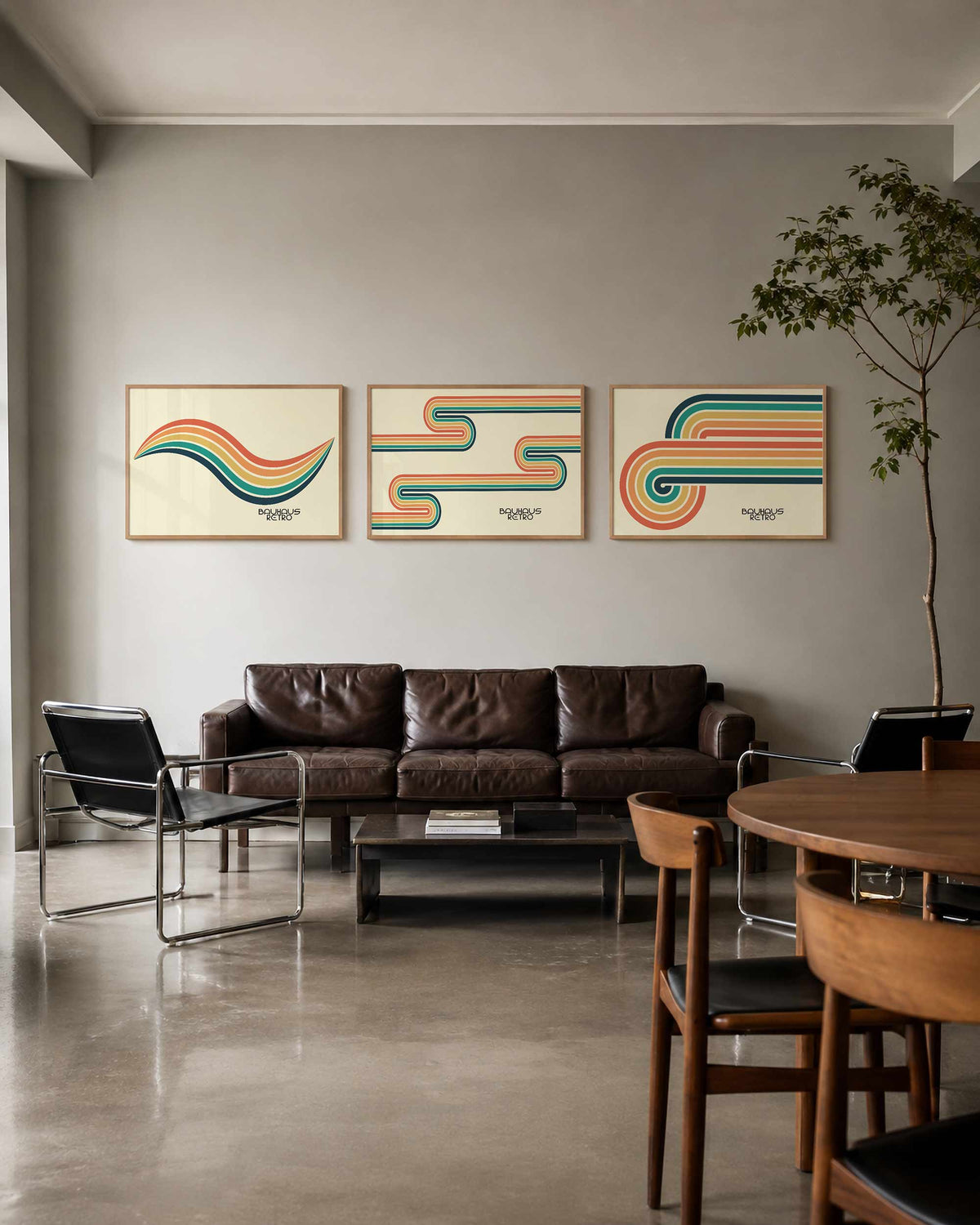Interieurmockup van drieluik landscape-posterset met golven en lijnbogen